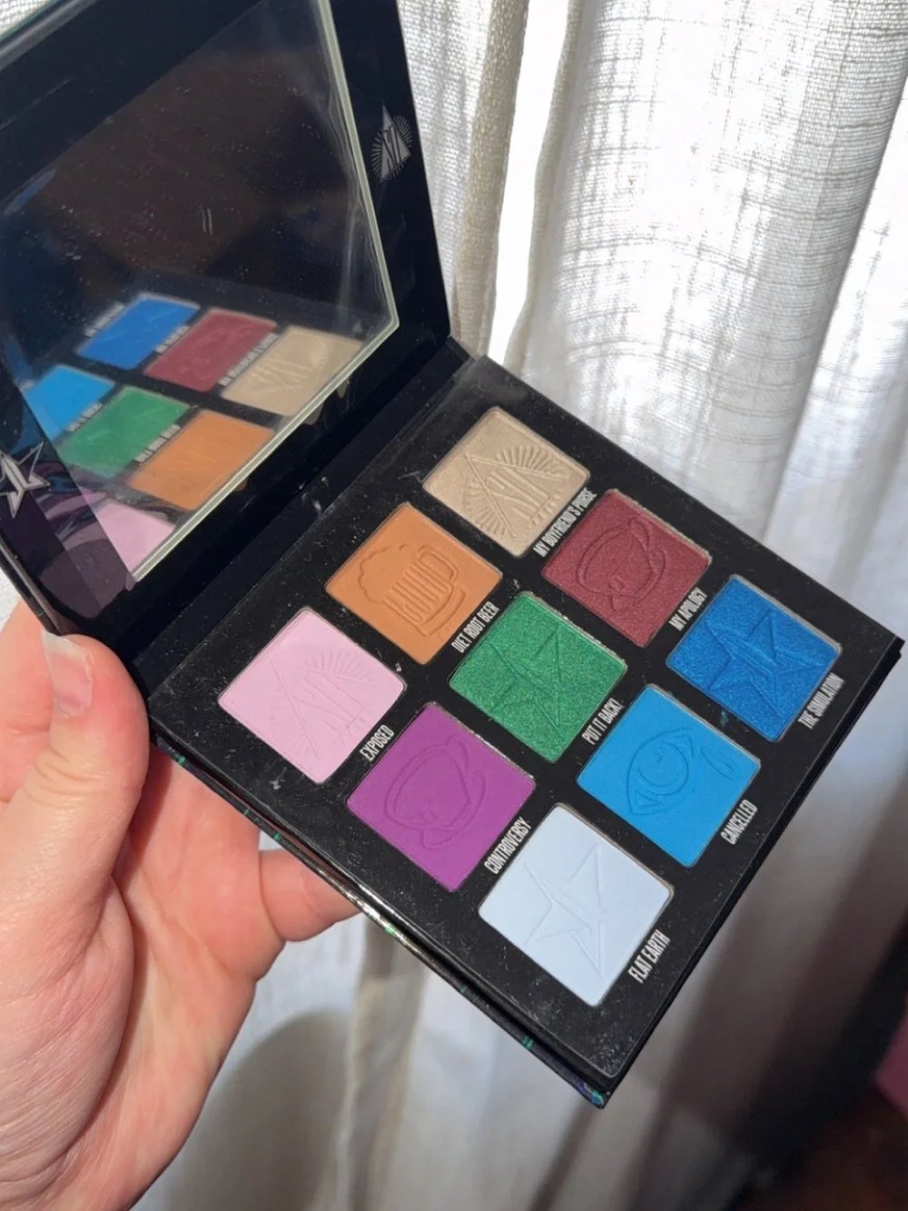 Jeffree Star Mini Controversy Palette - Black with Holographic Accents